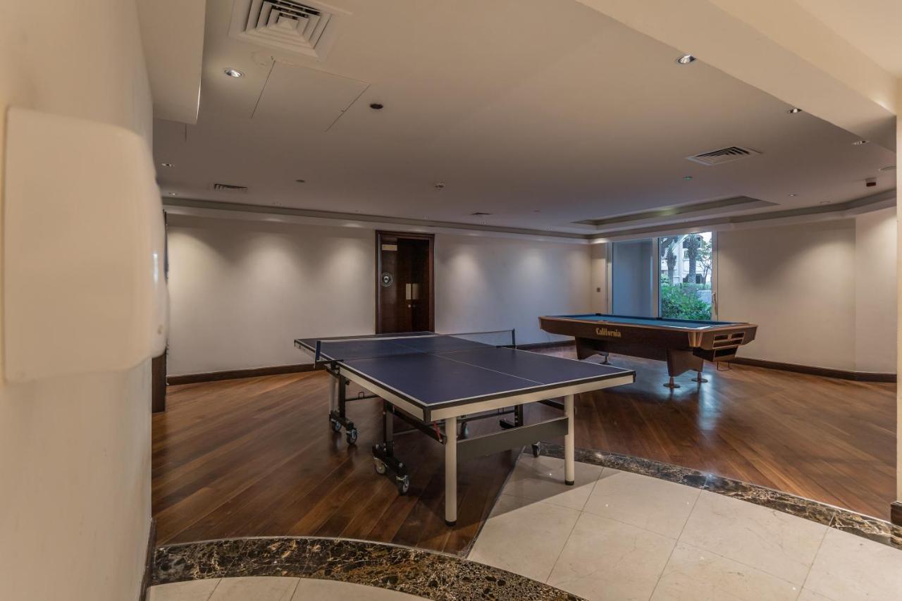 Higuests - Luxurious 1br In Palms With Private Access شقة