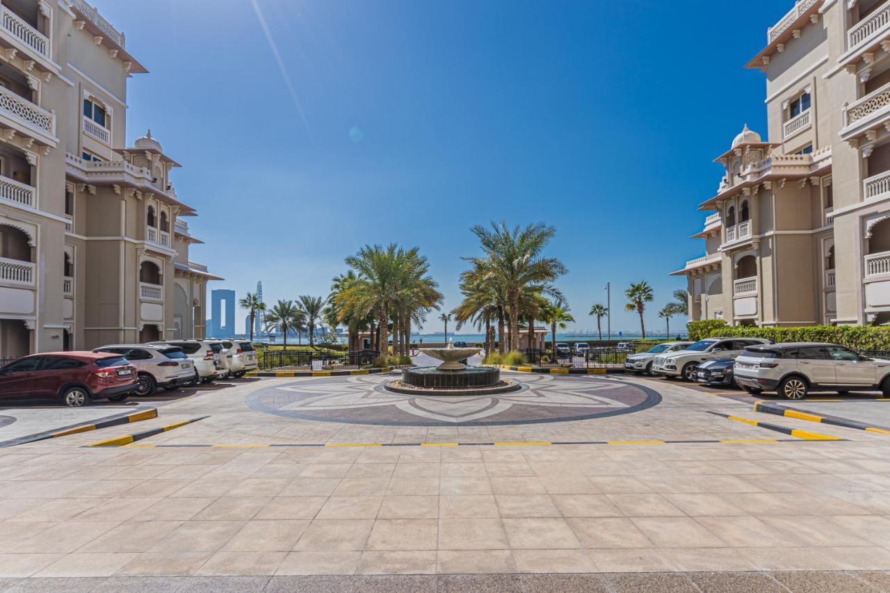 Higuests - Luxurious 1br In Palms With Private Access شقة
