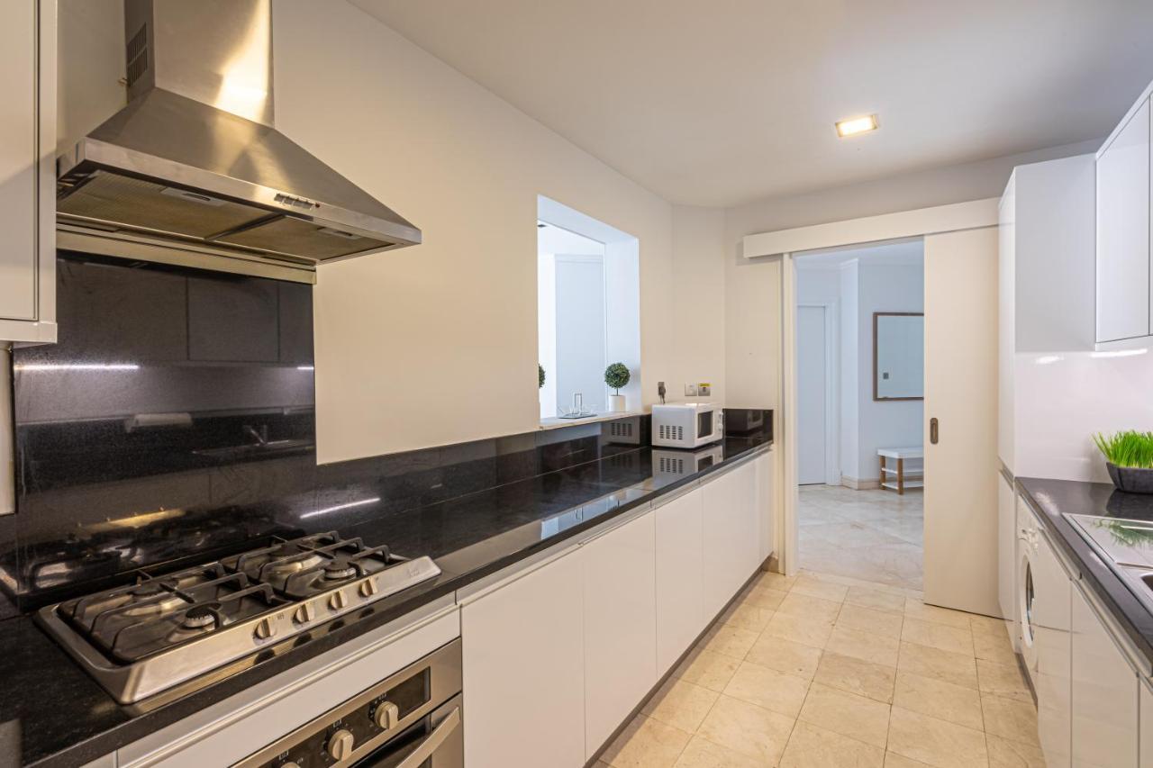 Higuests - Luxurious 1br In Palms With Private Access شقة