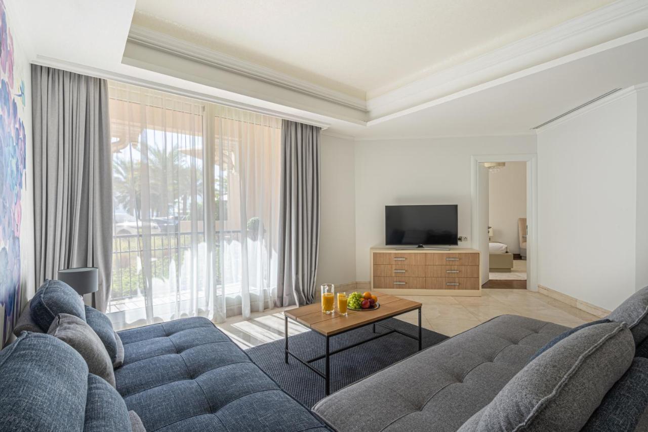 Higuests - Luxurious 1br In Palms With Private Access Appartement *