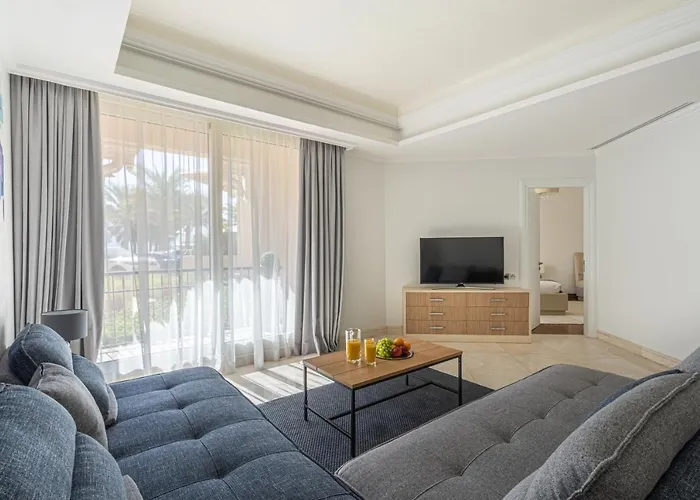Higuests - Luxurious 1Br In Palms With Private Beach Access